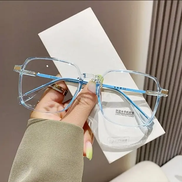 Stylish Anti-Reflective Reading Glasses You’ll Actually Love Wearing Every Day 8 Stylish Anti-Reflective Reading Glasses