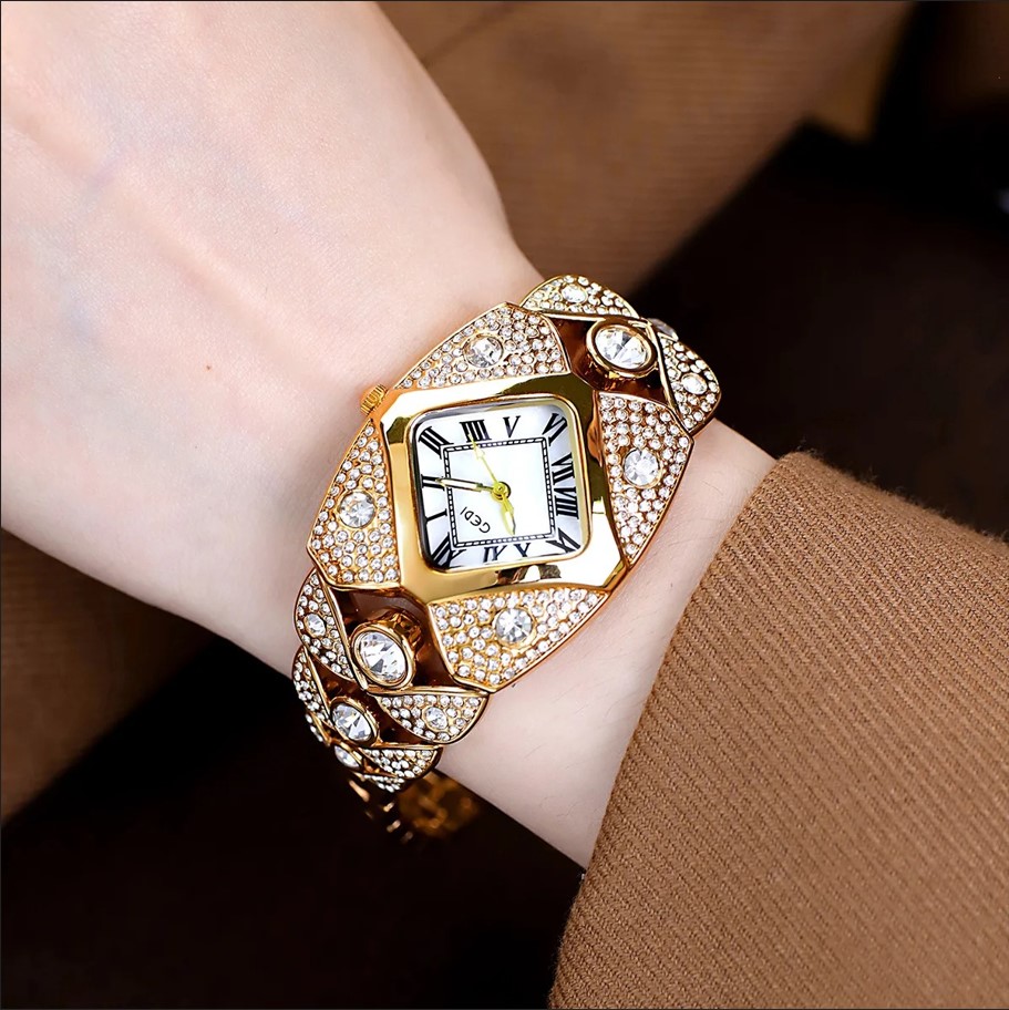 Diamond Bracelet Watch Review: The Best Light Luxury Women's Watch 2026 4 Diamond Bracelet Watch Review