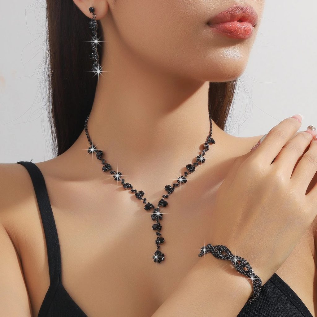 Crystal Rhinestone Necklace: Is This the Best 3-Piece Rhinestone Jewelry Set? 9 Crystal Rhinestone Necklace