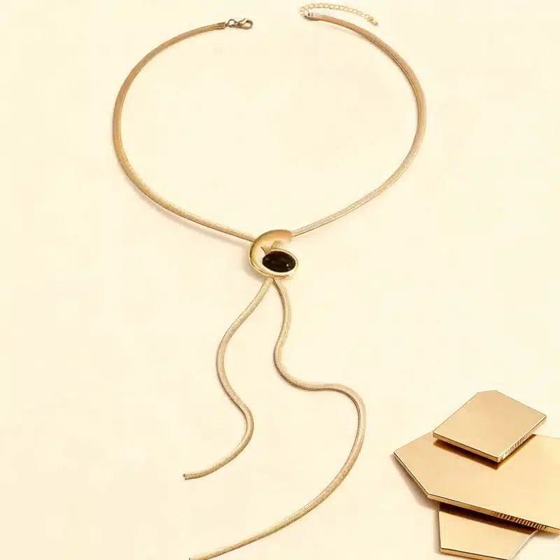 Best V-Shaped Collarbone Chain Necklaces Under $20 1 Best V-Shaped Collarbone Chain