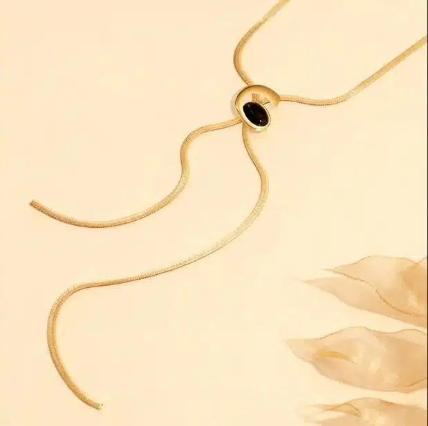 Best V-Shaped Collarbone Chain Necklaces Under $20 4 Best V-Shaped Collarbone Chain