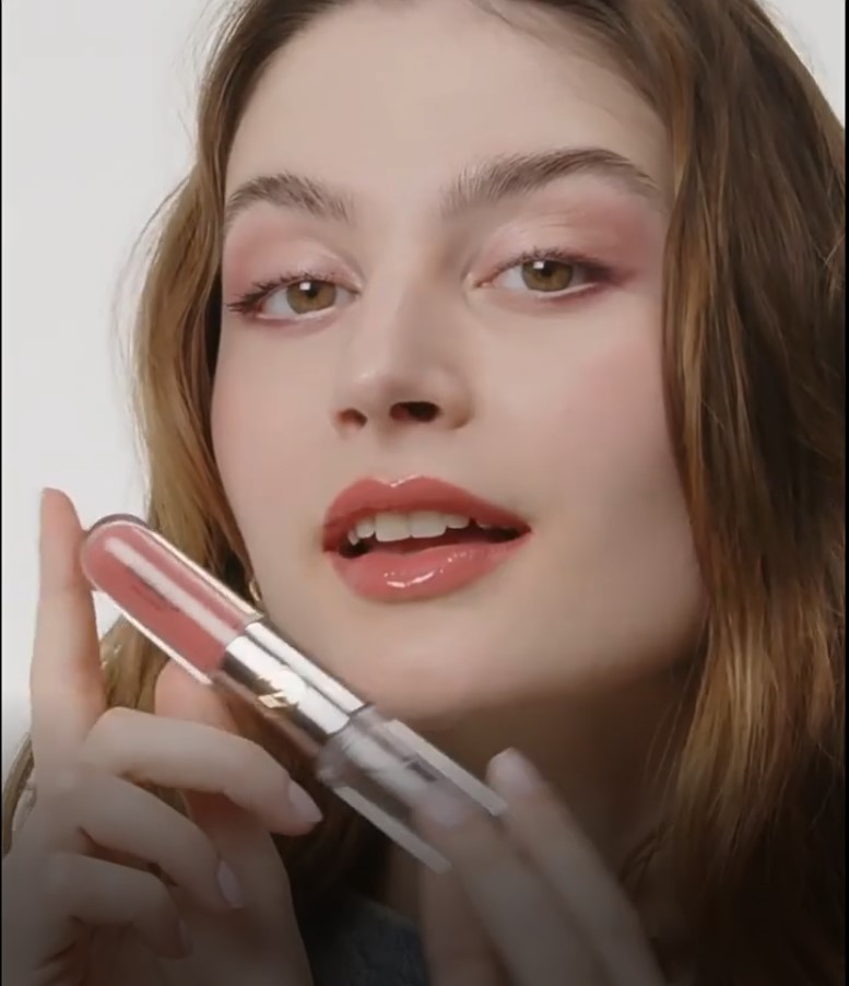 Hydrating Naked Makeup Lip Gloss